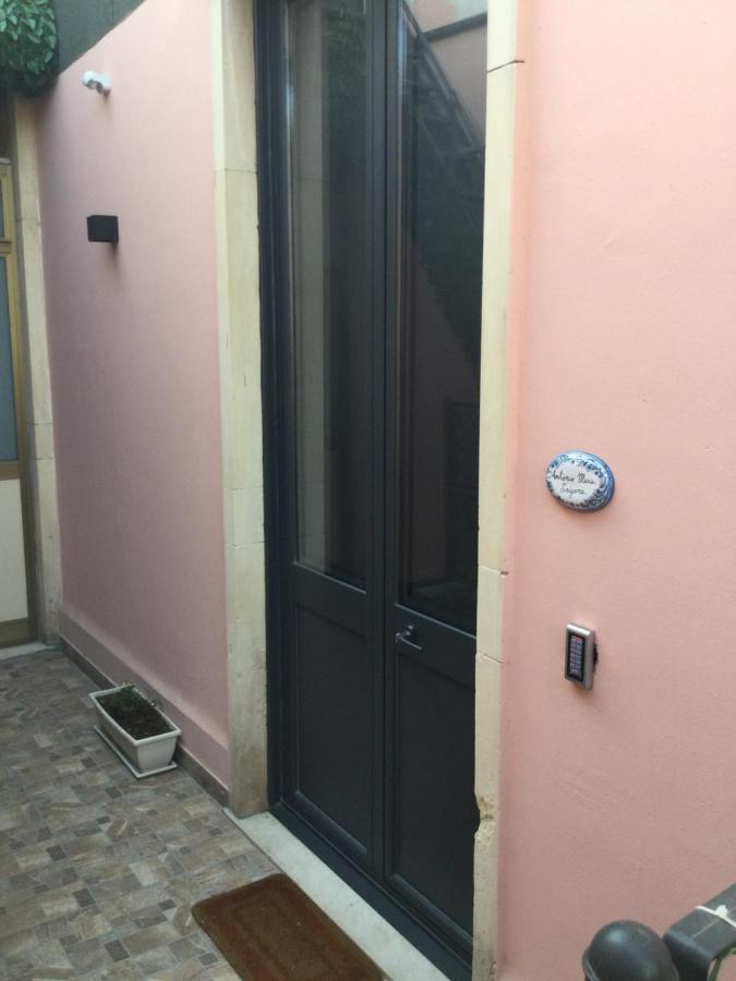 B&B Affittacamere Trigona Misterbianco Eksteriør billede