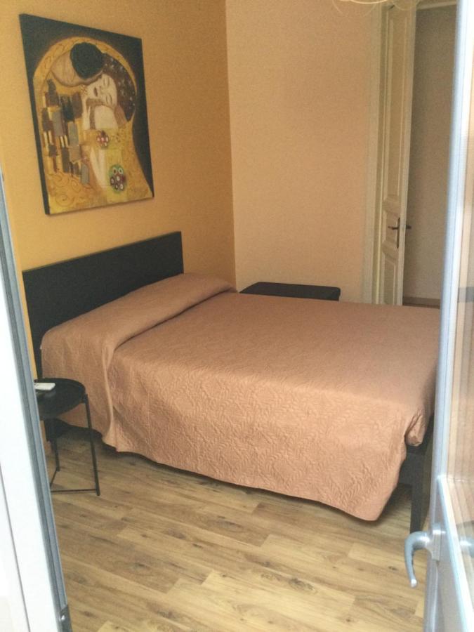 B&B Affittacamere Trigona Misterbianco Eksteriør billede